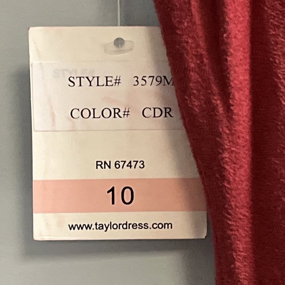Taylor Dress Red Faux Suede Mock Neck Sleeveless Asymmetric Midi Size 10 Event - Picture 7 of 10